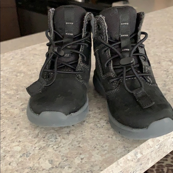 Timberlands - Picture 2 of 3